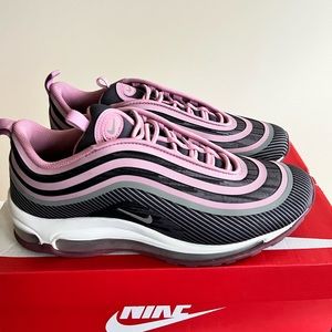 AIR MAX 97 UL 17 (GS)
SIZE 7Y UK_6 WOMENS SIZE 8 
ELEMENTAL PINK/ELEMENTAL ROSE